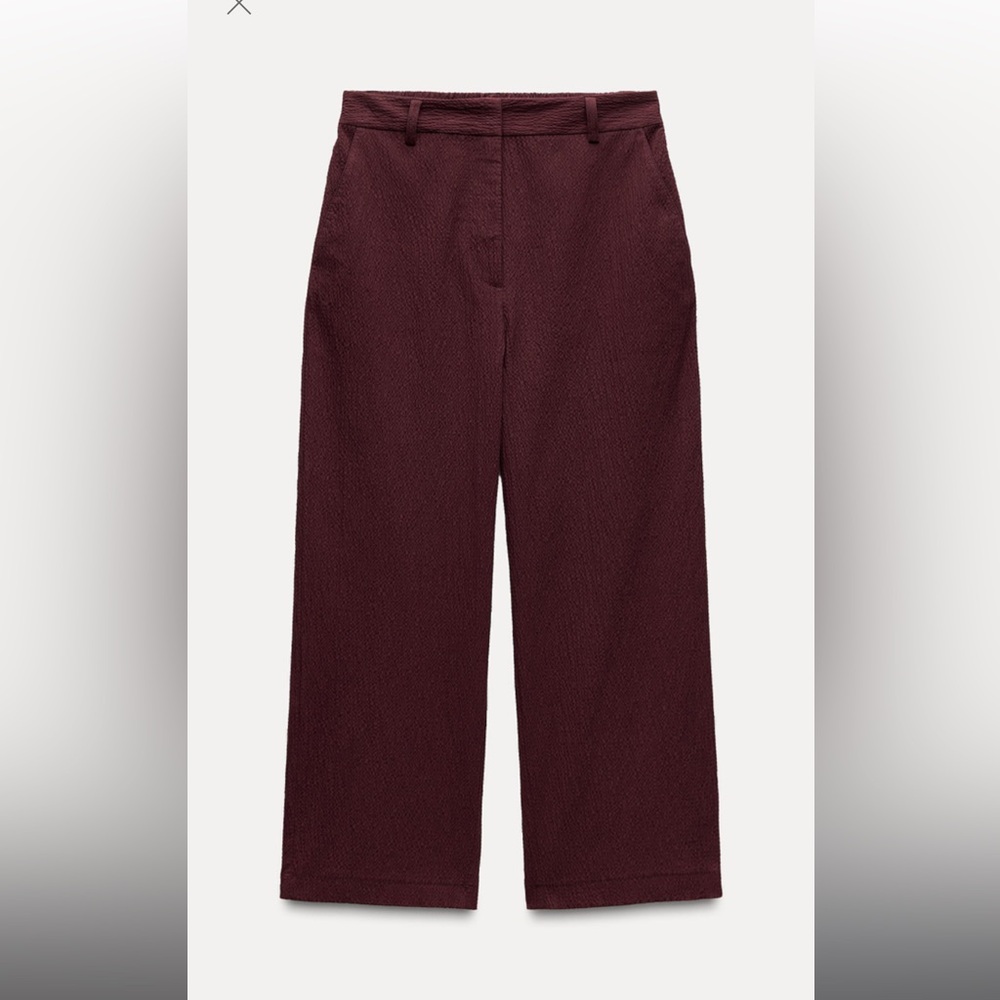 Zara size large burgundy straight leg pants made of cotton mixed fabric